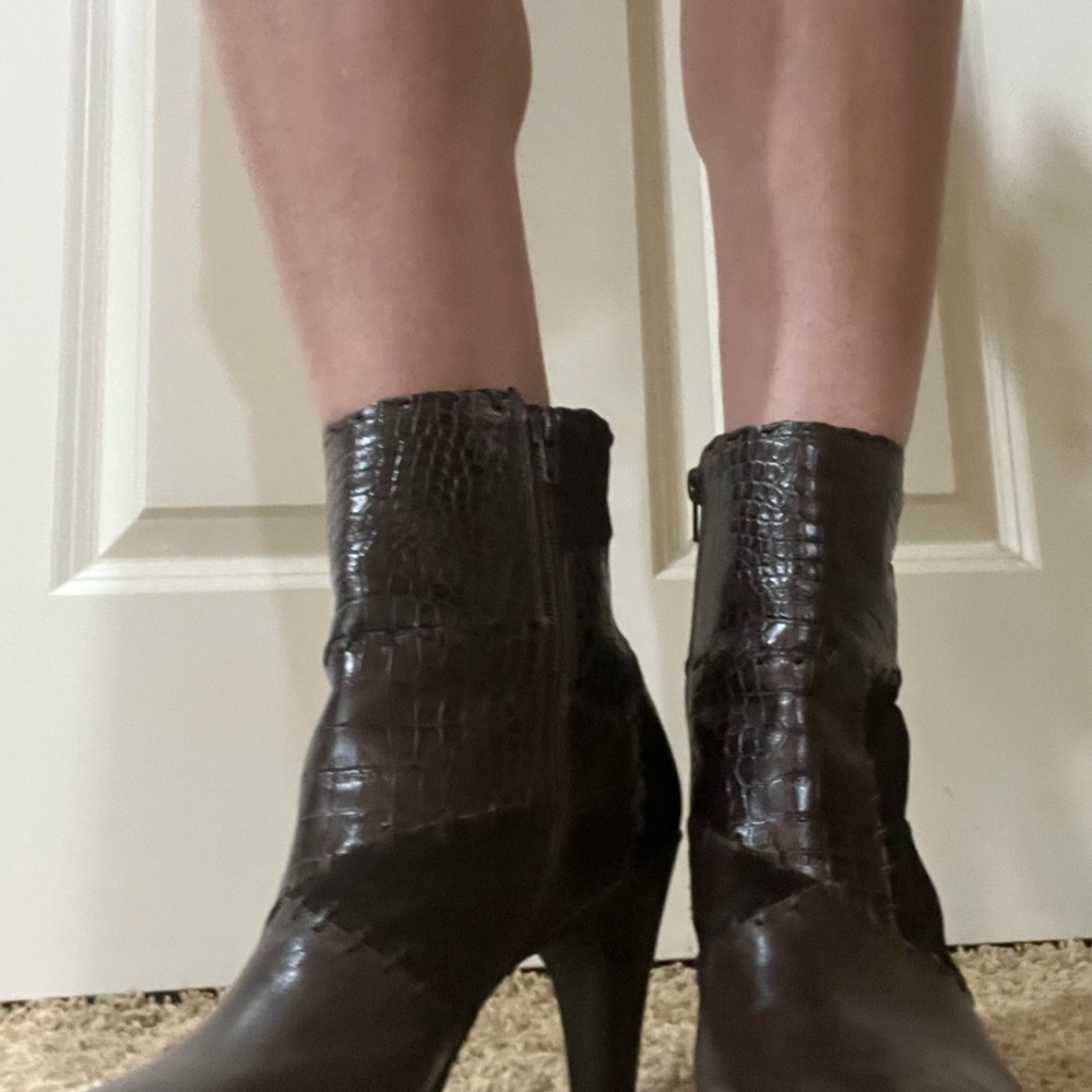 Elegant Brown Ankle Boots